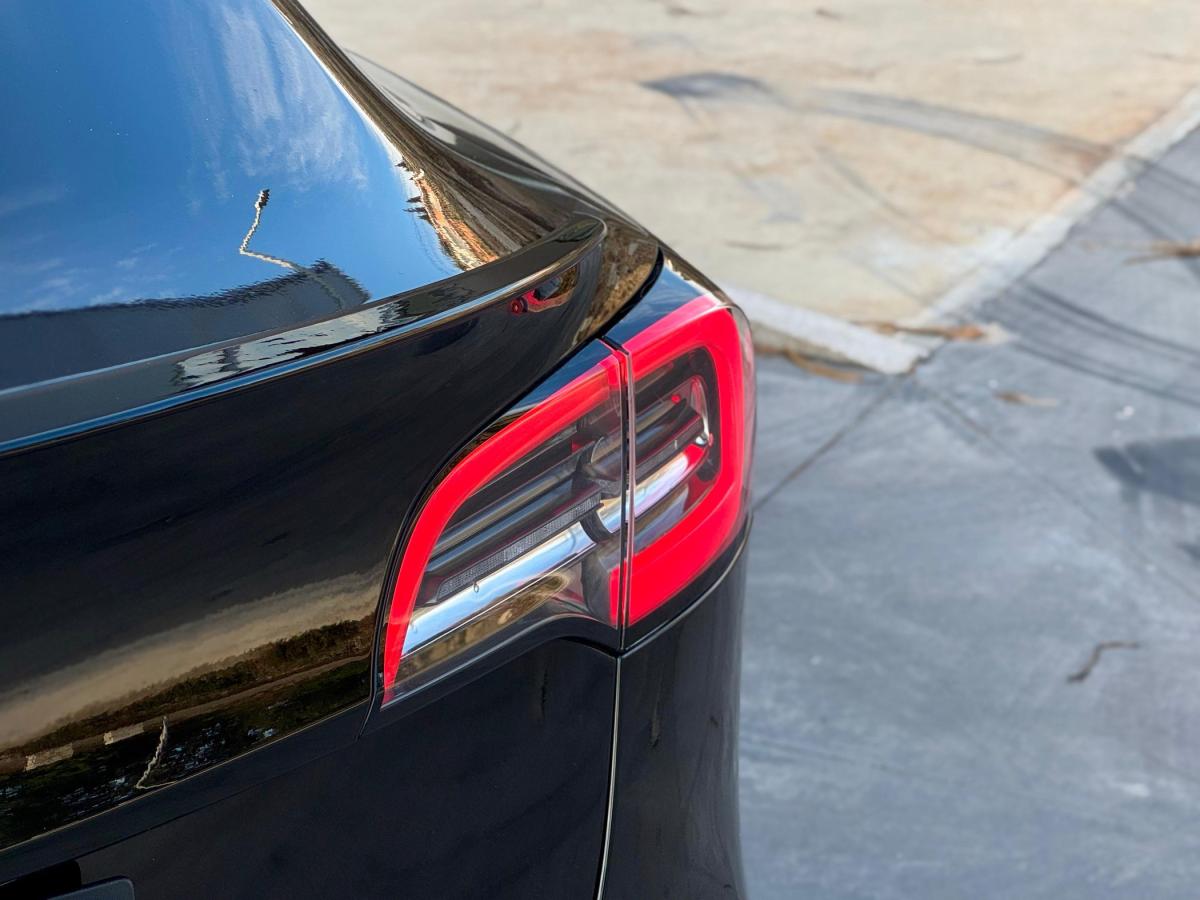 tesla-model-3-2021-eletrico-0cc
