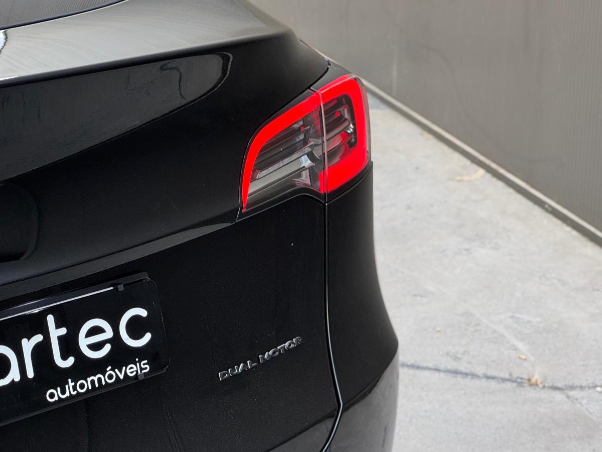 tesla-model-y-2023-eletrico-0cc