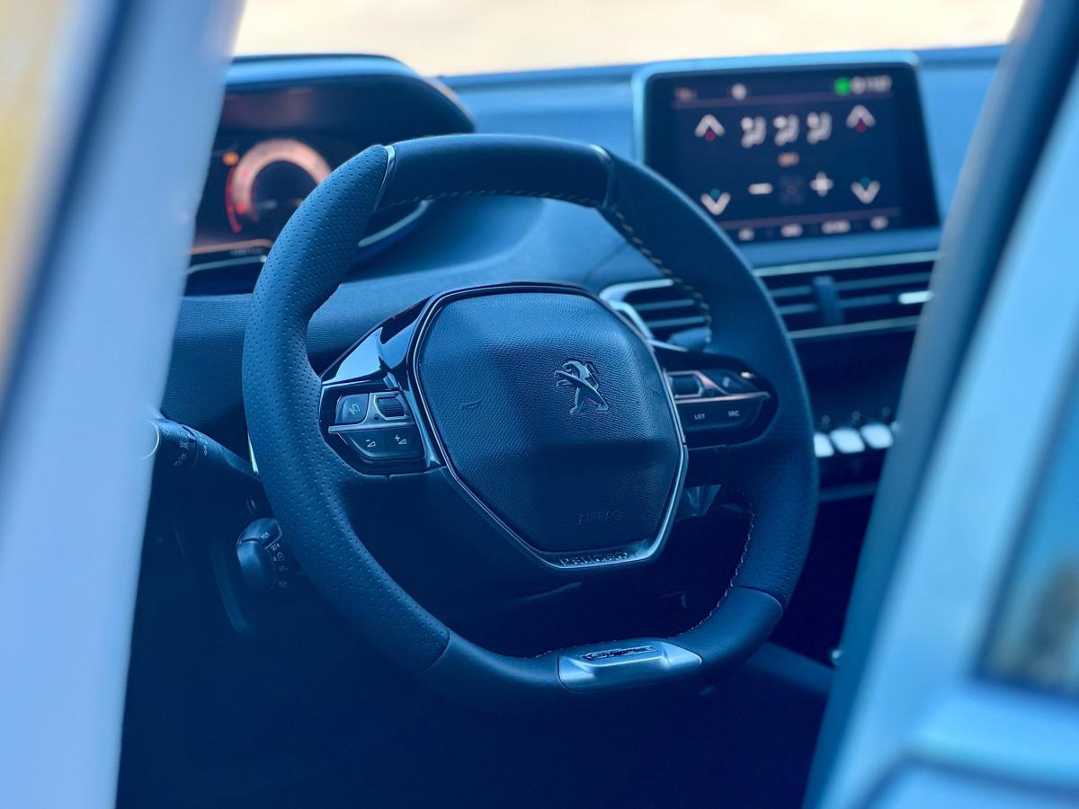 peugeot-3008-2018-diesel-1499cc