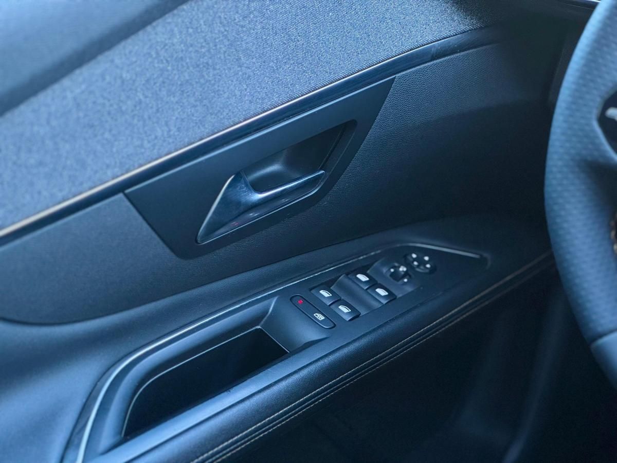 peugeot-3008-2018-diesel-1499cc