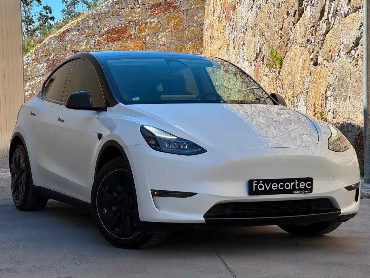 tesla-model-y-2021-eletrico-500cc