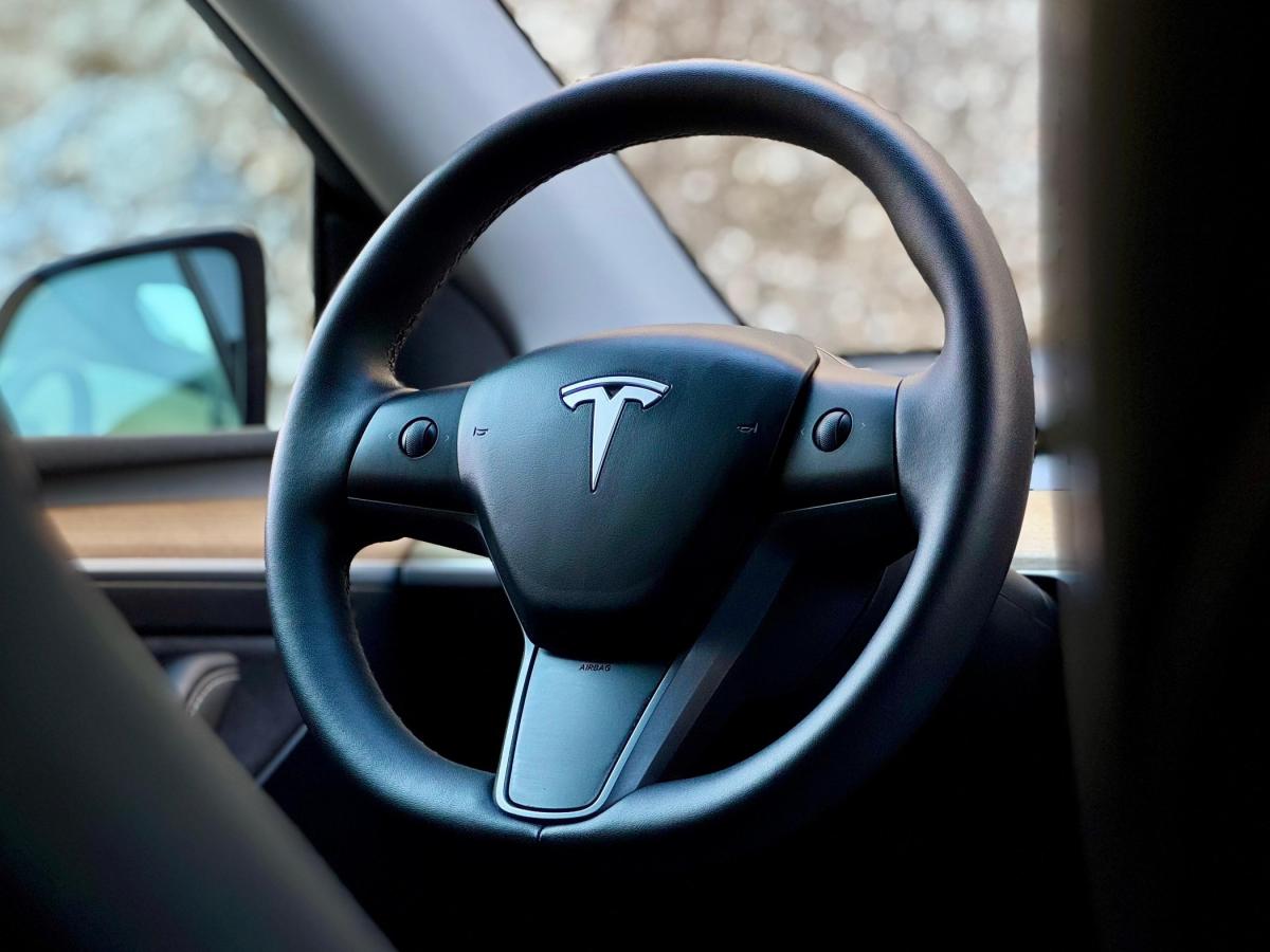 tesla-model-y-2023-eletrico-0cc