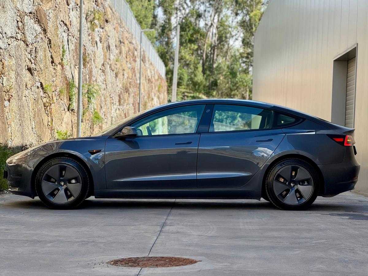 tesla-model-3-2021-eletrico-0cc
