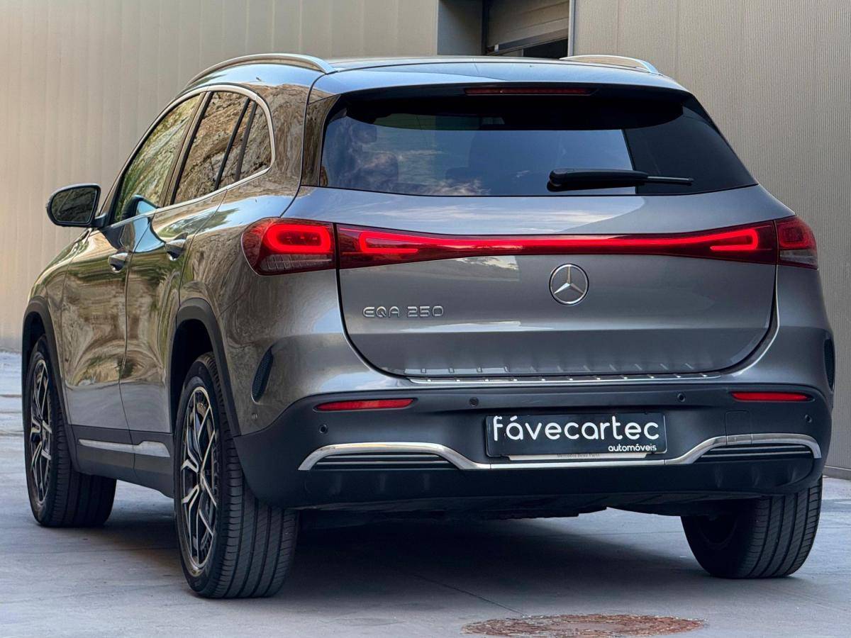 mercedes-benz-eqa-2021-eletrico-500cc