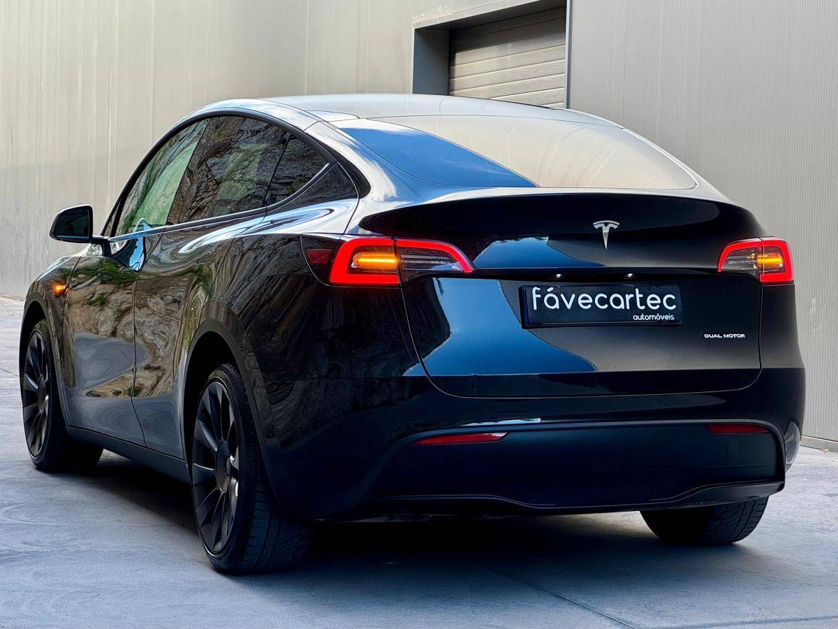 tesla-model-y-2023-eletrico-0cc