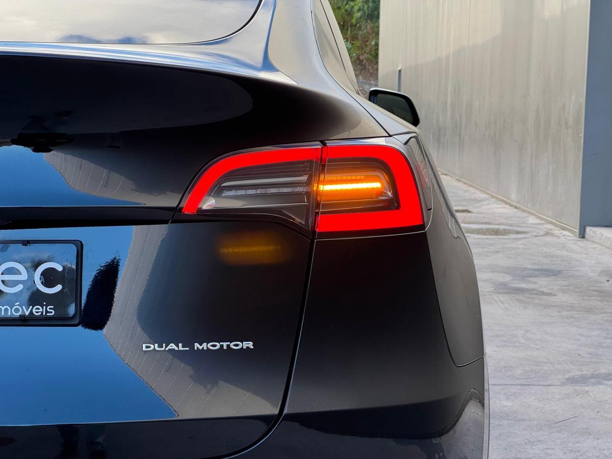 tesla-model-y-2023-eletrico-0cc