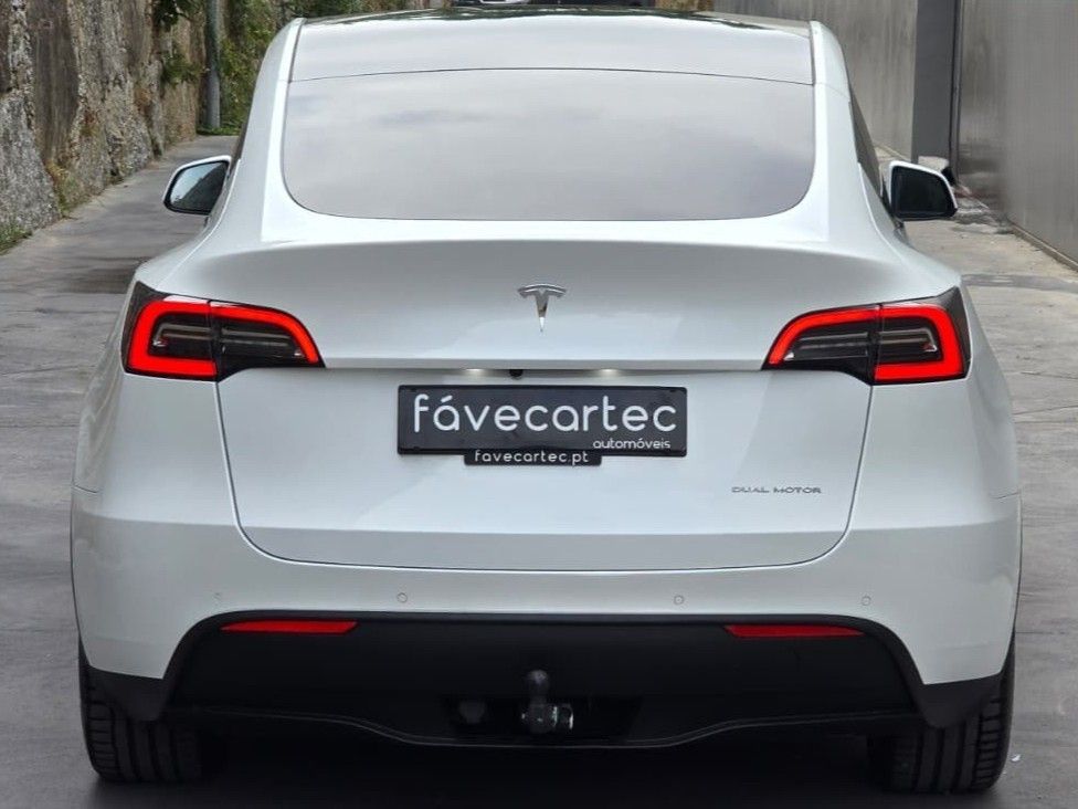 tesla-model-y-2022-eletrico-500cc