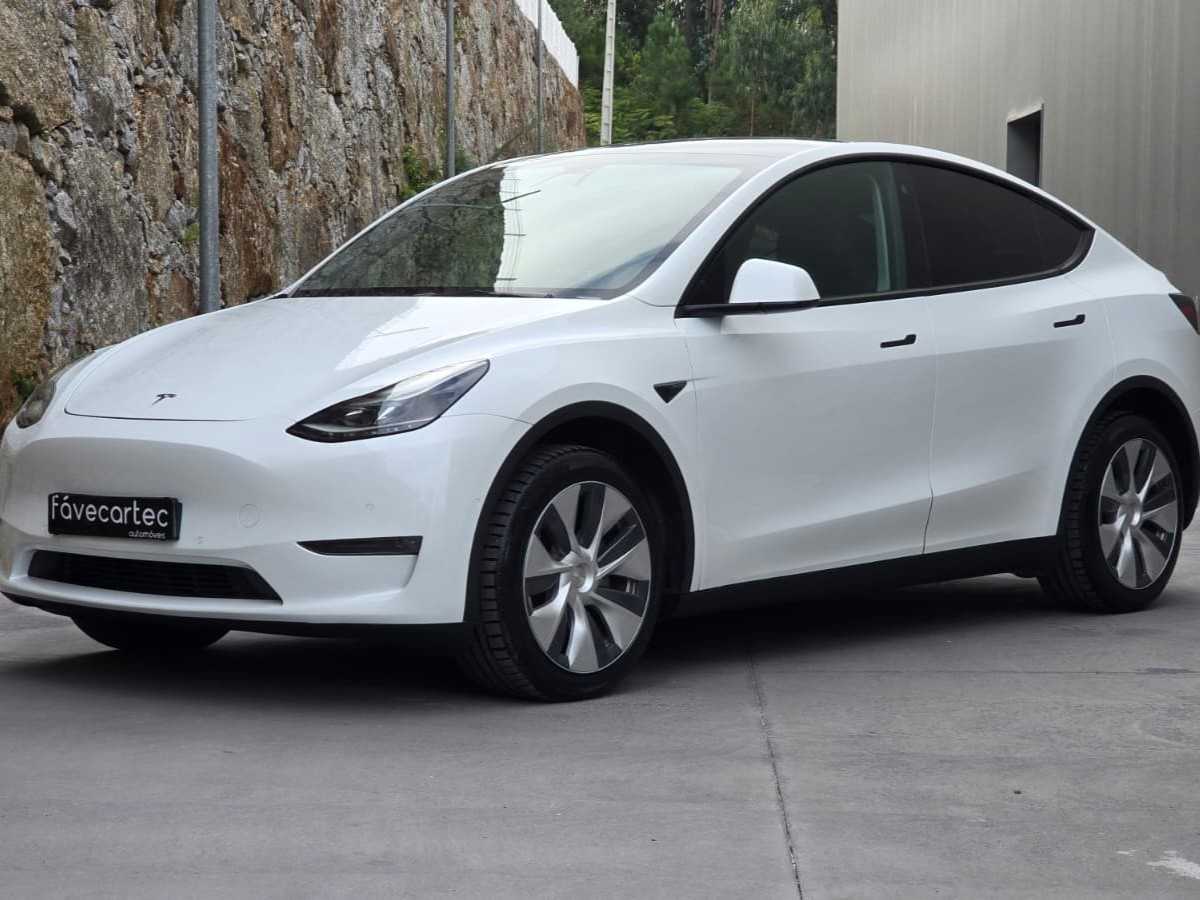 tesla-model-y-2022-eletrico-500cc