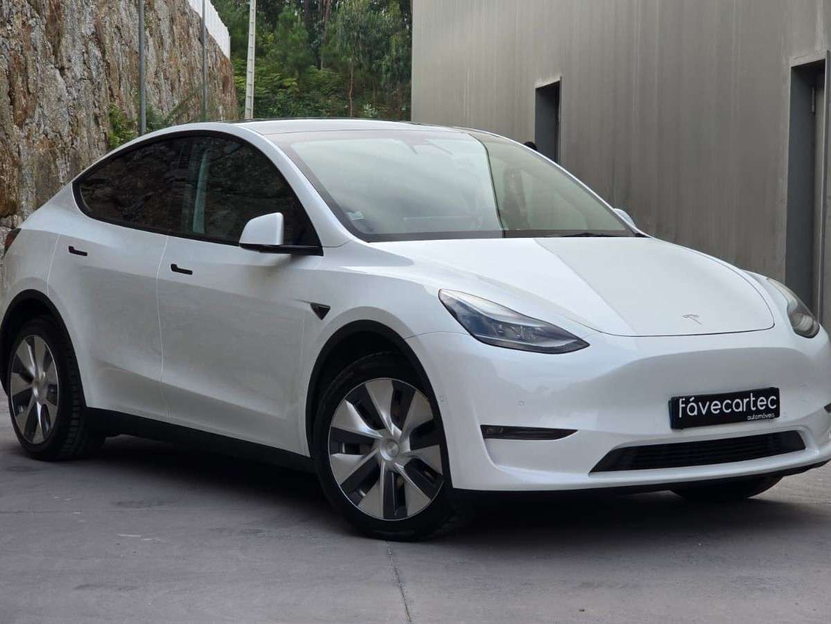 tesla-model-y-2022-eletrico-500cc