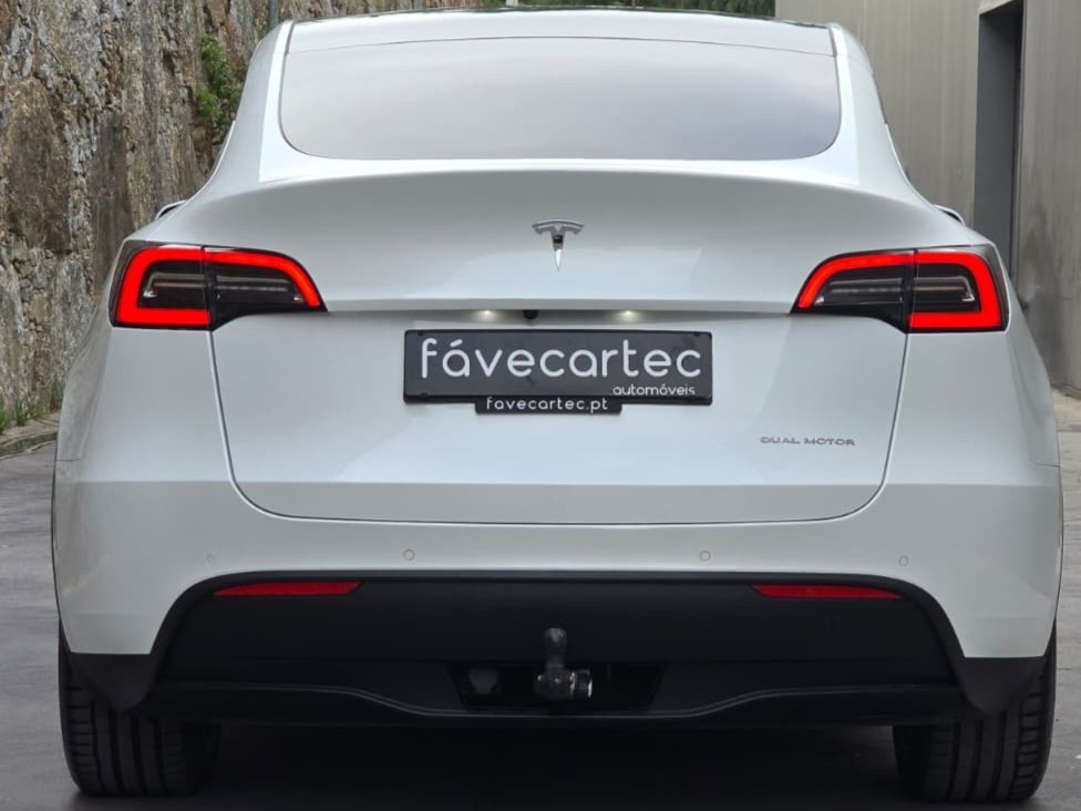 tesla-model-y-2022-eletrico-500cc