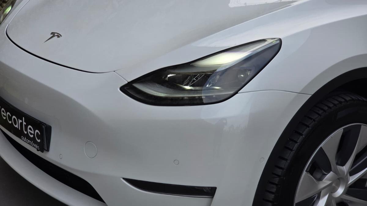 tesla-model-y-2022-eletrico-500cc