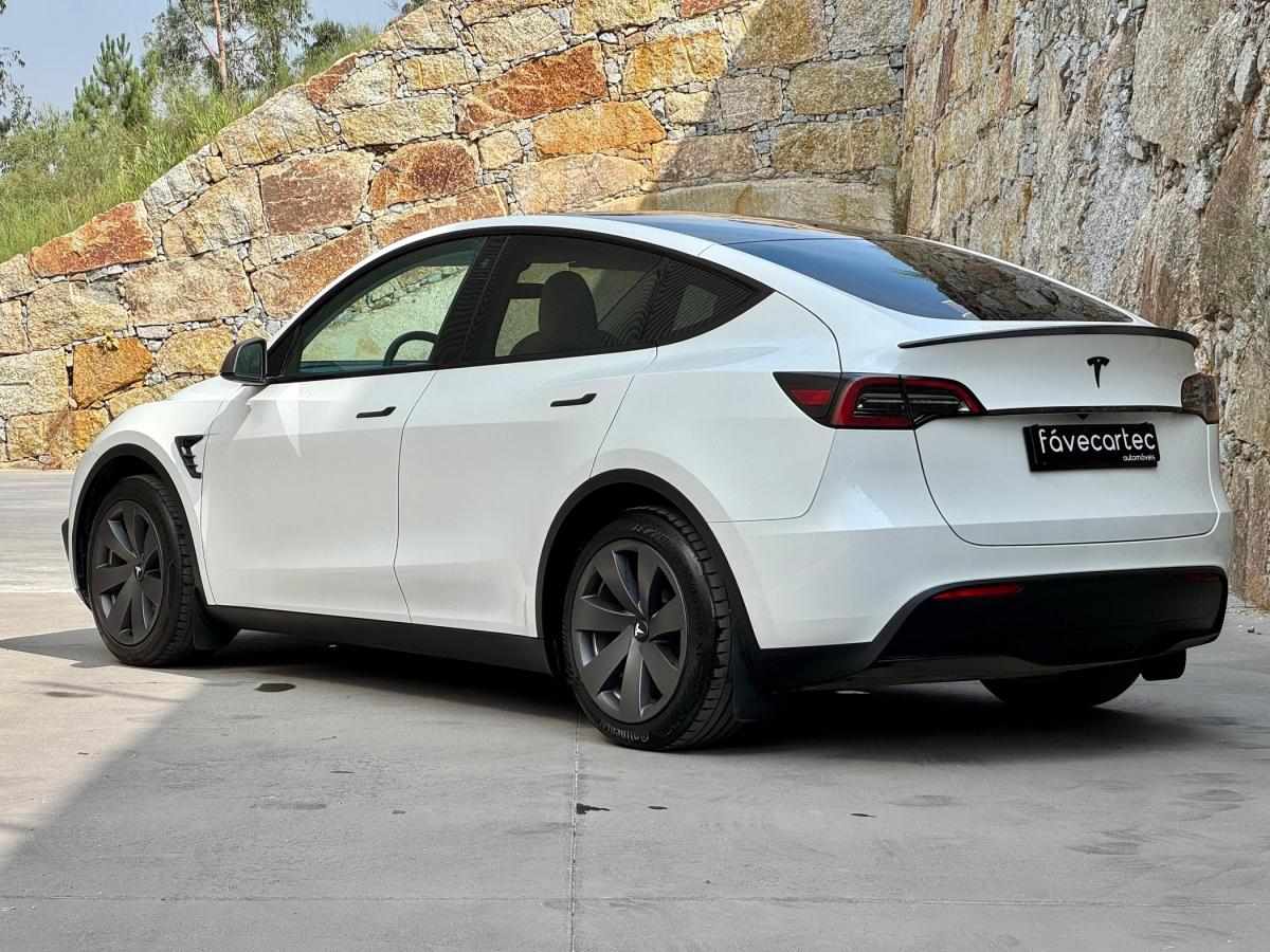 tesla-model-y-2023-eletrico-0cc