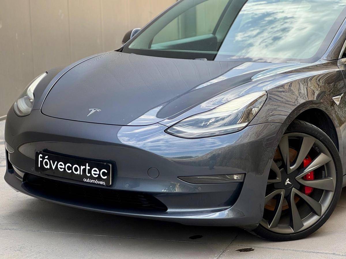 tesla-model-3-2020-eletrico-500cc