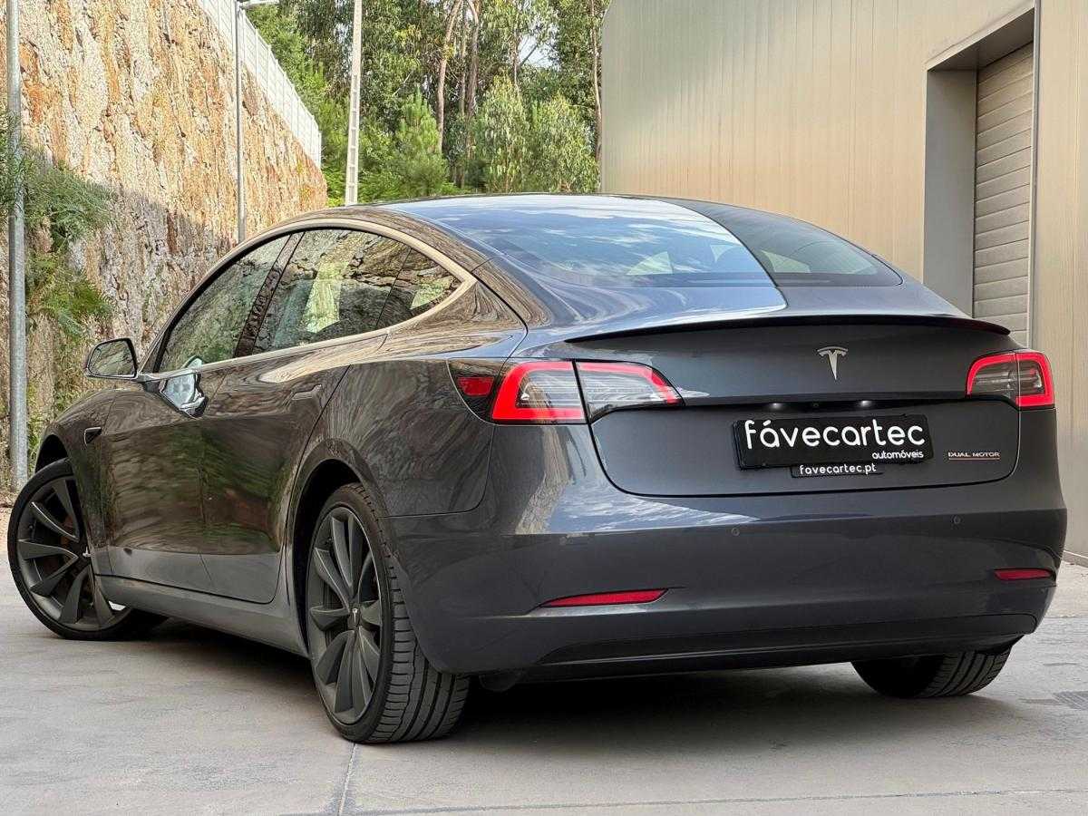 tesla-model-3-2020-eletrico-500cc