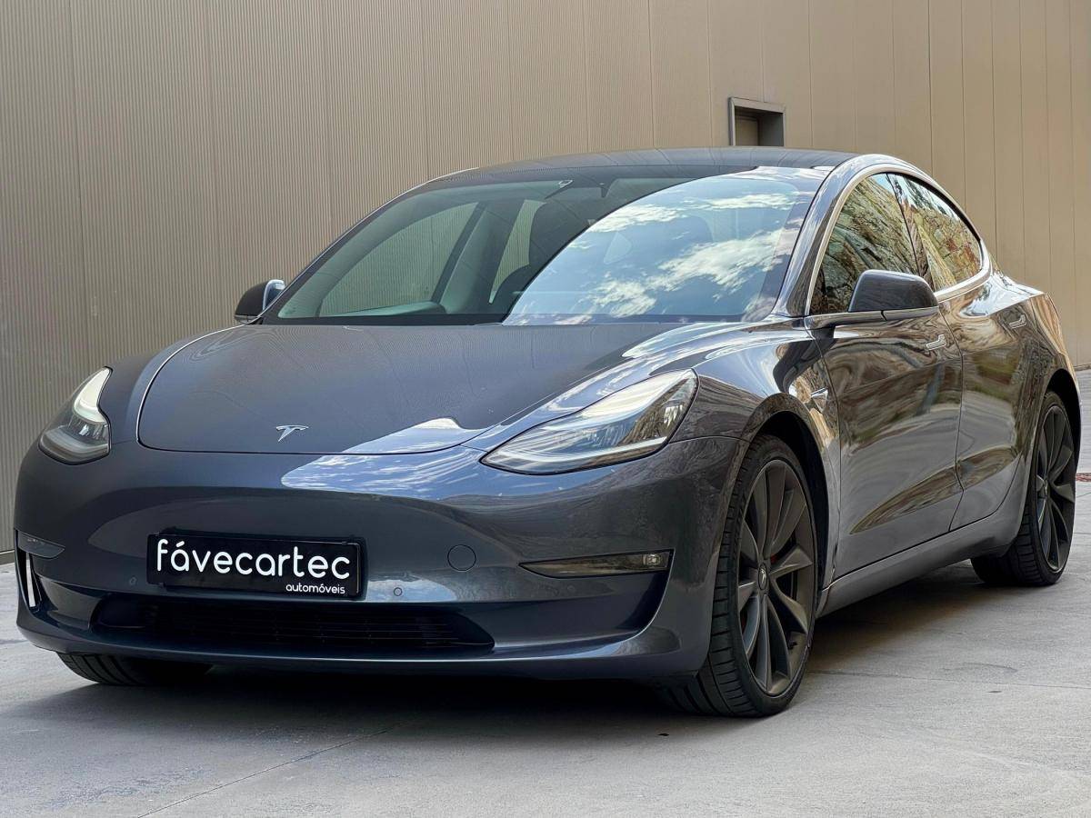 tesla-model-3-2020-eletrico-500cc
