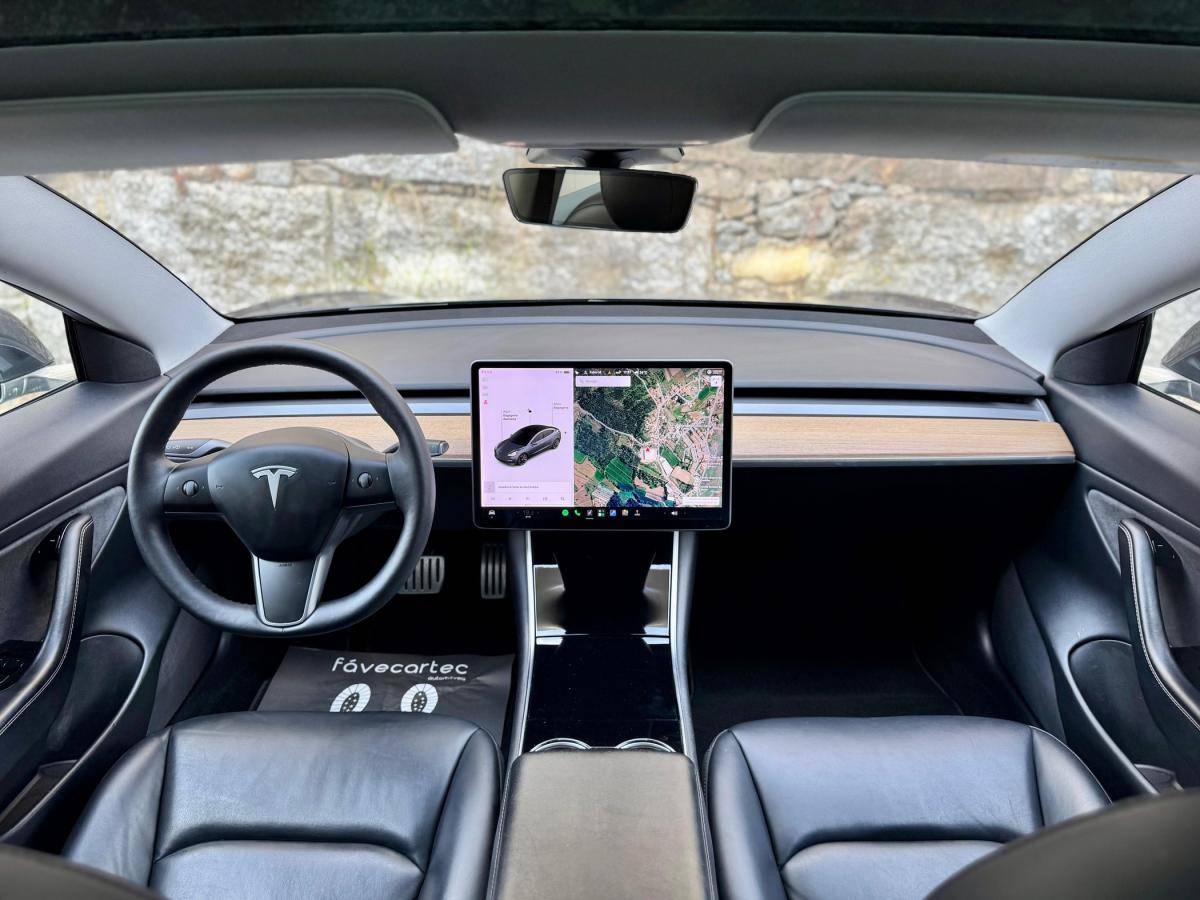 tesla-model-3-2020-eletrico-500cc