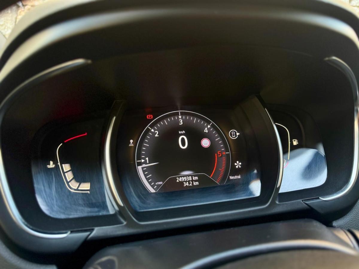 renault-grand-scenic-2017-diesel-1598cc