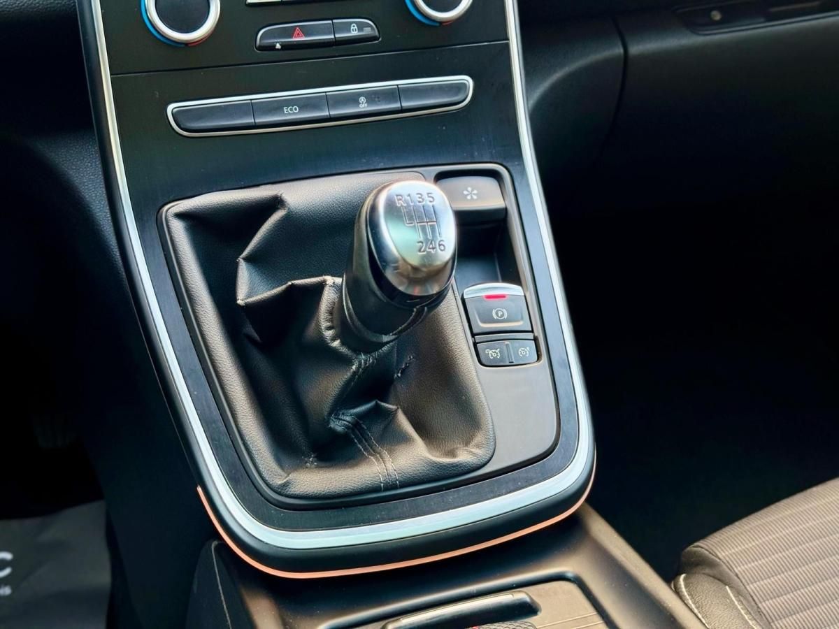renault-grand-scenic-2017-diesel-1598cc
