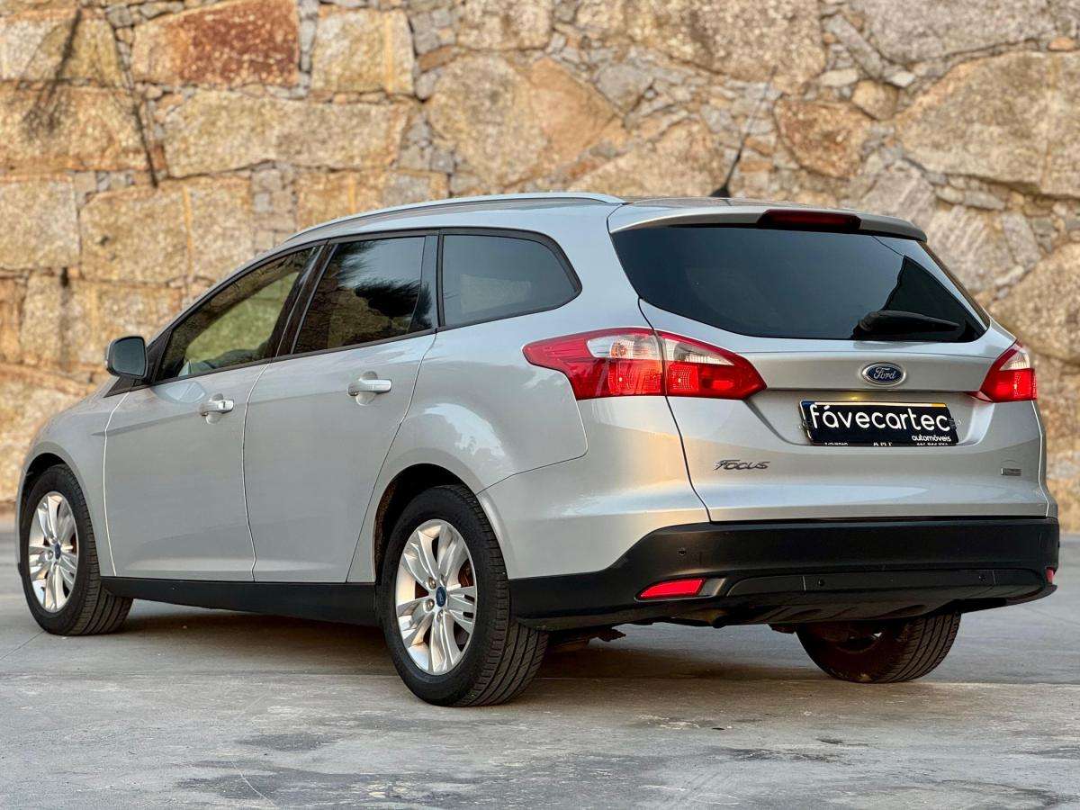 ford-focus-sw-2013-diesel-1560cc