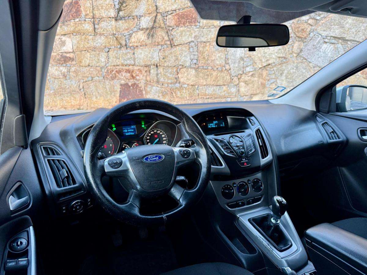 ford-focus-sw-2013-diesel-1560cc