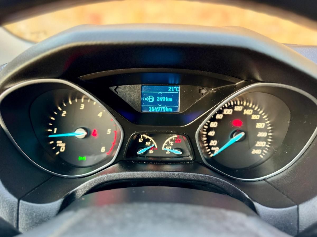 ford-focus-sw-2013-diesel-1560cc