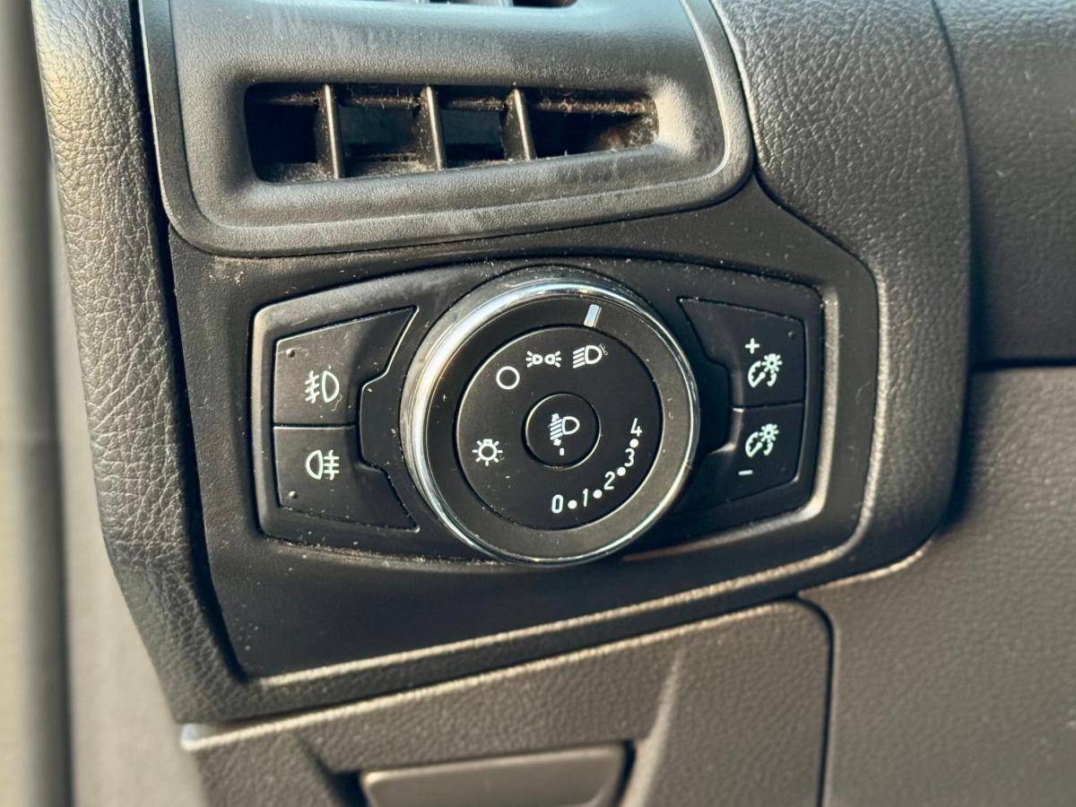 ford-focus-sw-2013-diesel-1560cc