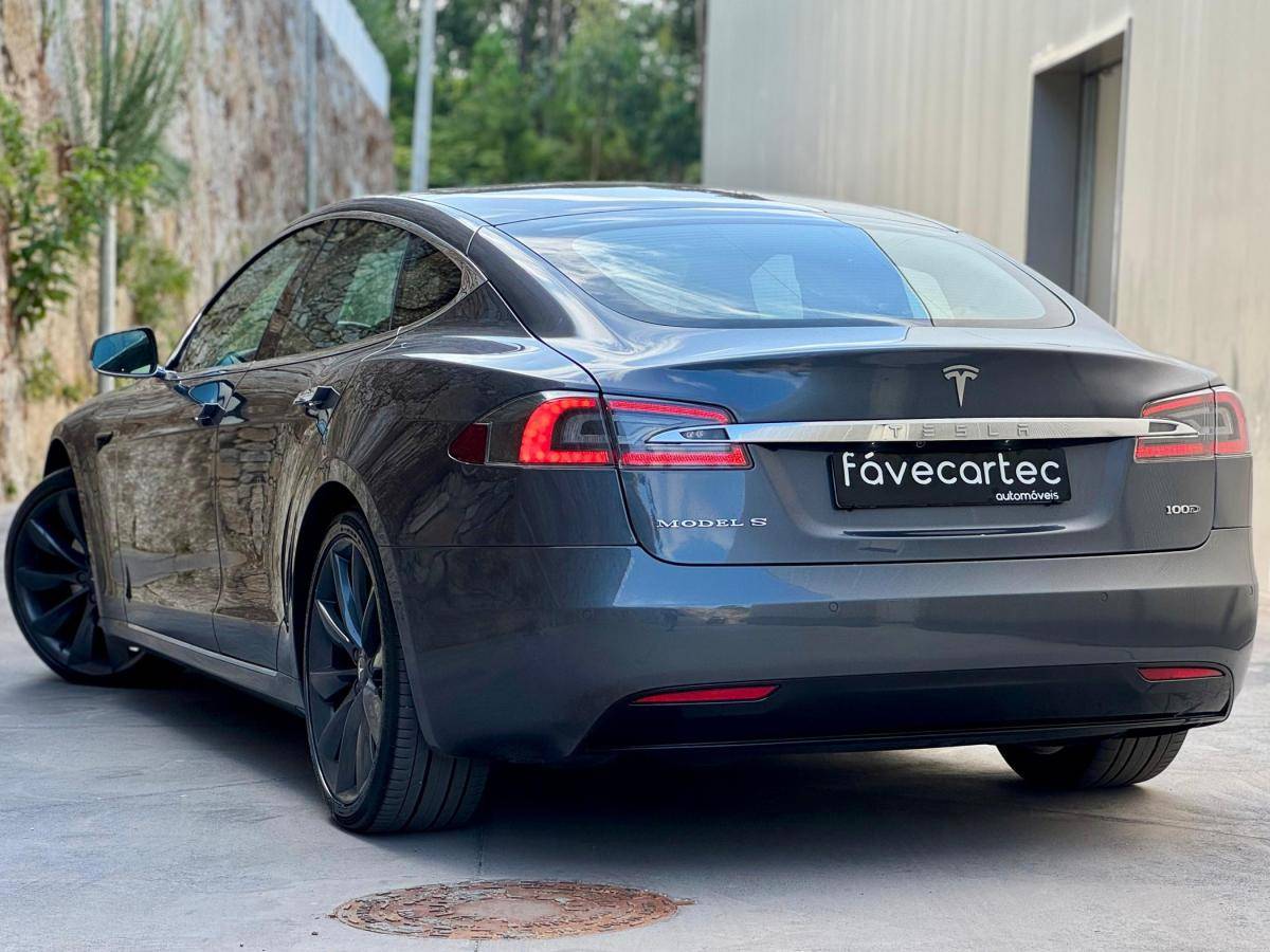 tesla-model-s-2018-eletrico-0cc