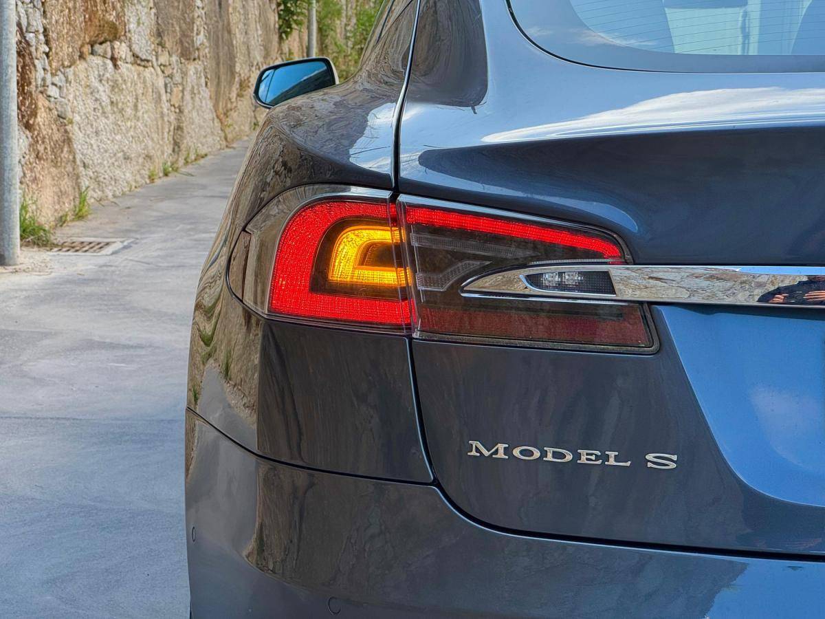 tesla-model-s-2018-eletrico-0cc