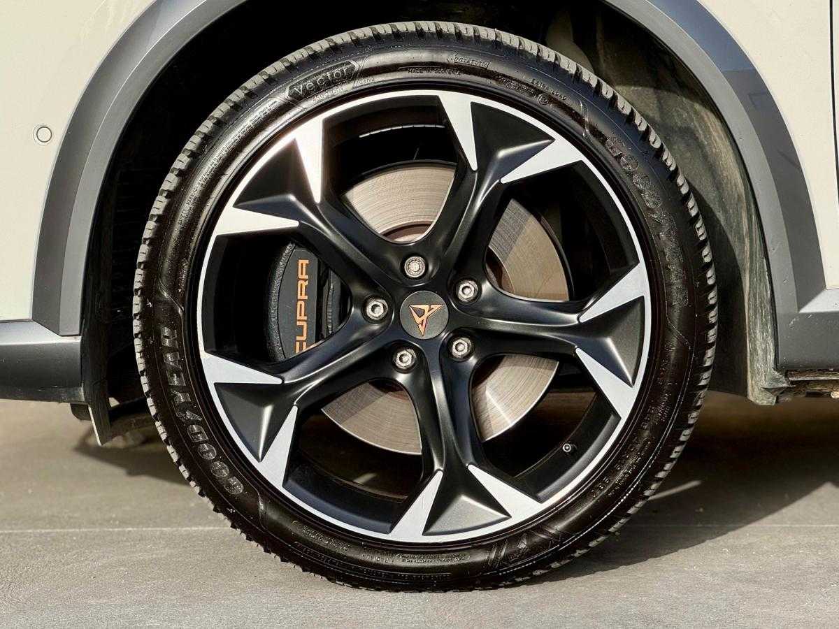 cupra-formentor-2021-hibrido-a-gasolina-1395cc