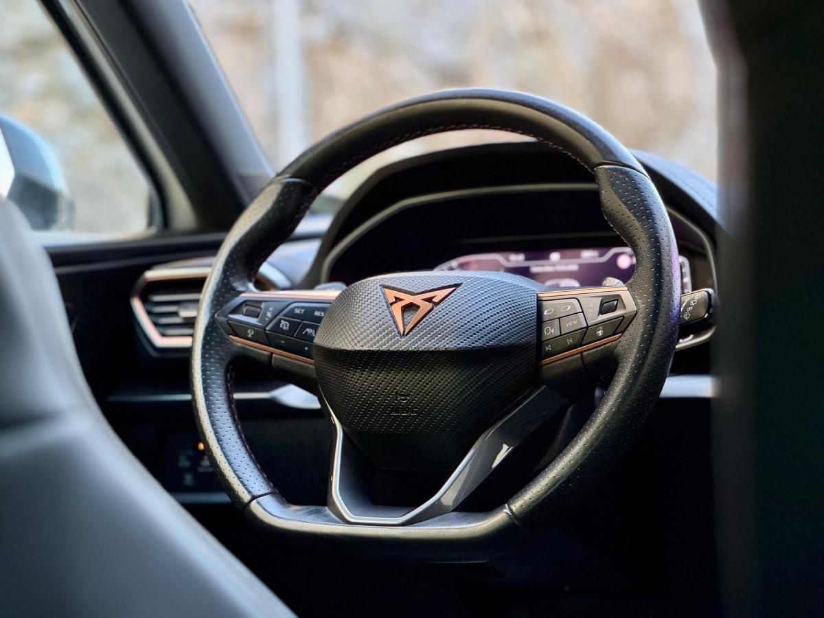 cupra-formentor-2021-hibrido-a-gasolina-1395cc