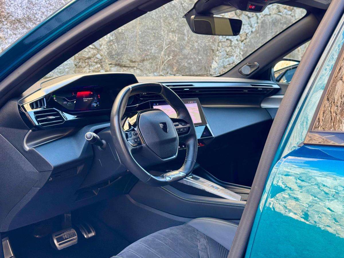 peugeot-408-2022-gasolina-1199cc