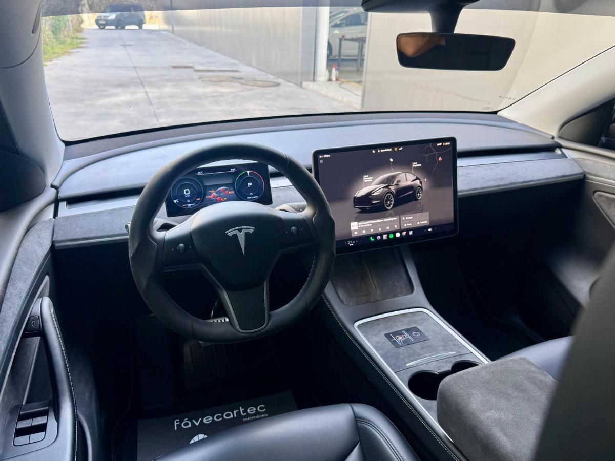 tesla-model-y-2023-eletrico-500cc