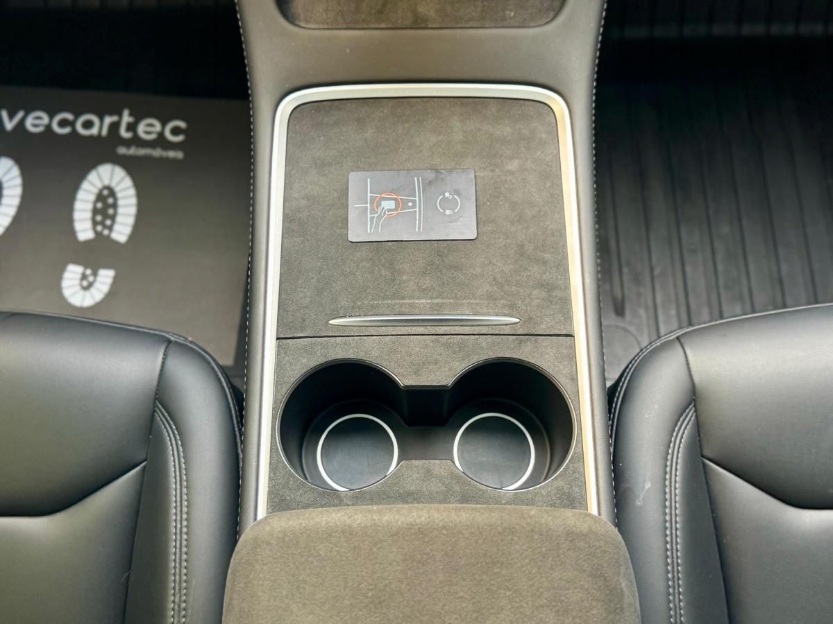 tesla-model-y-2023-eletrico-500cc