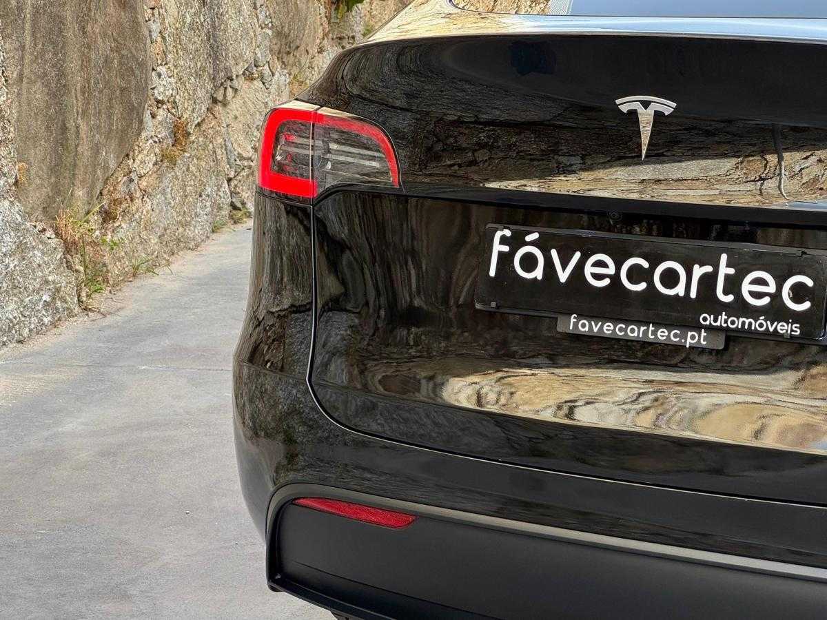 tesla-model-y-2023-eletrico-500cc