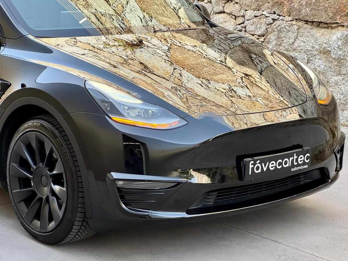 tesla-model-y-2023-eletrico-500cc