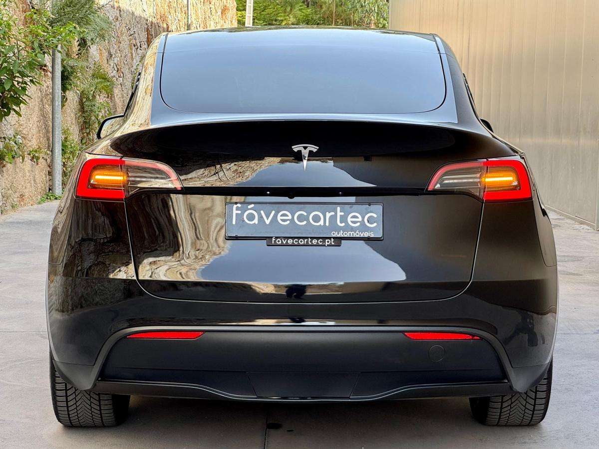 tesla-model-y-2023-eletrico-500cc