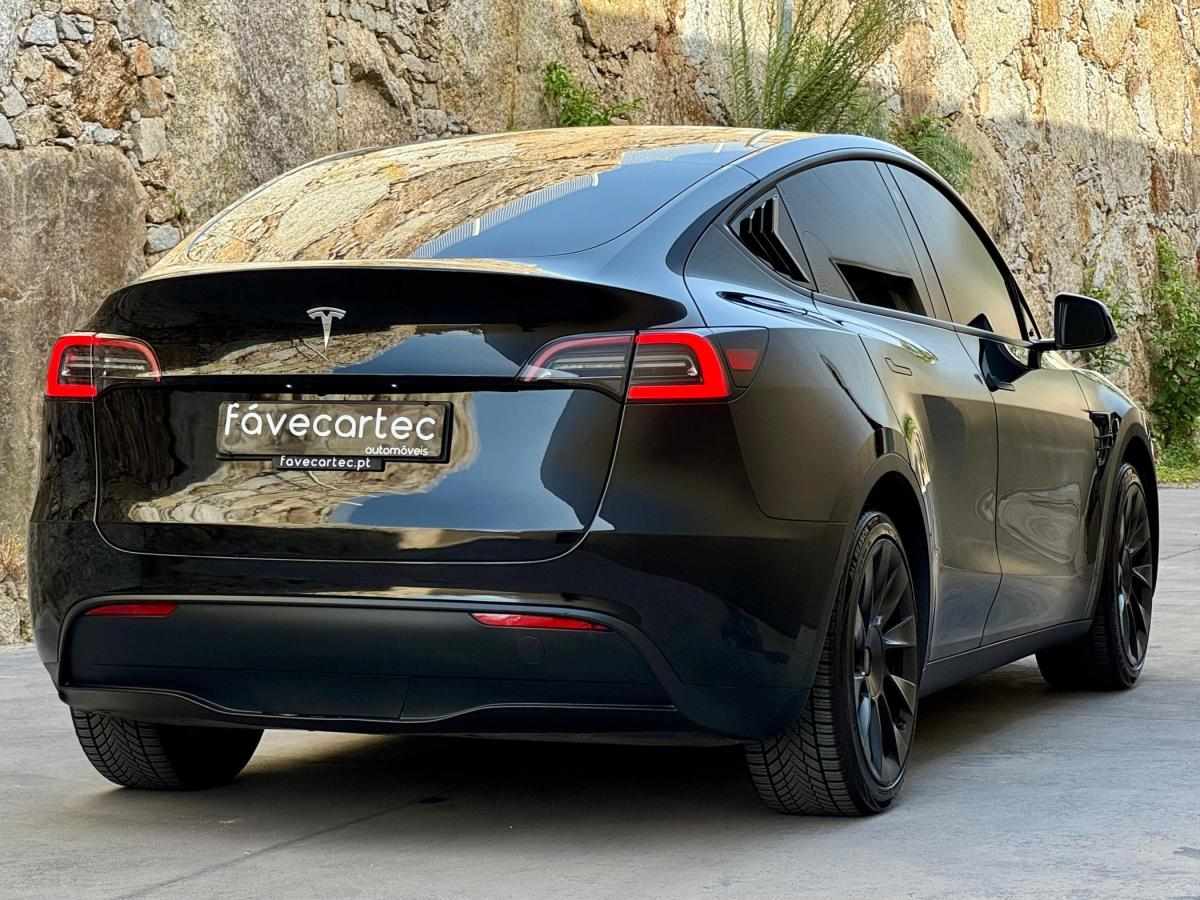 tesla-model-y-2023-eletrico-500cc