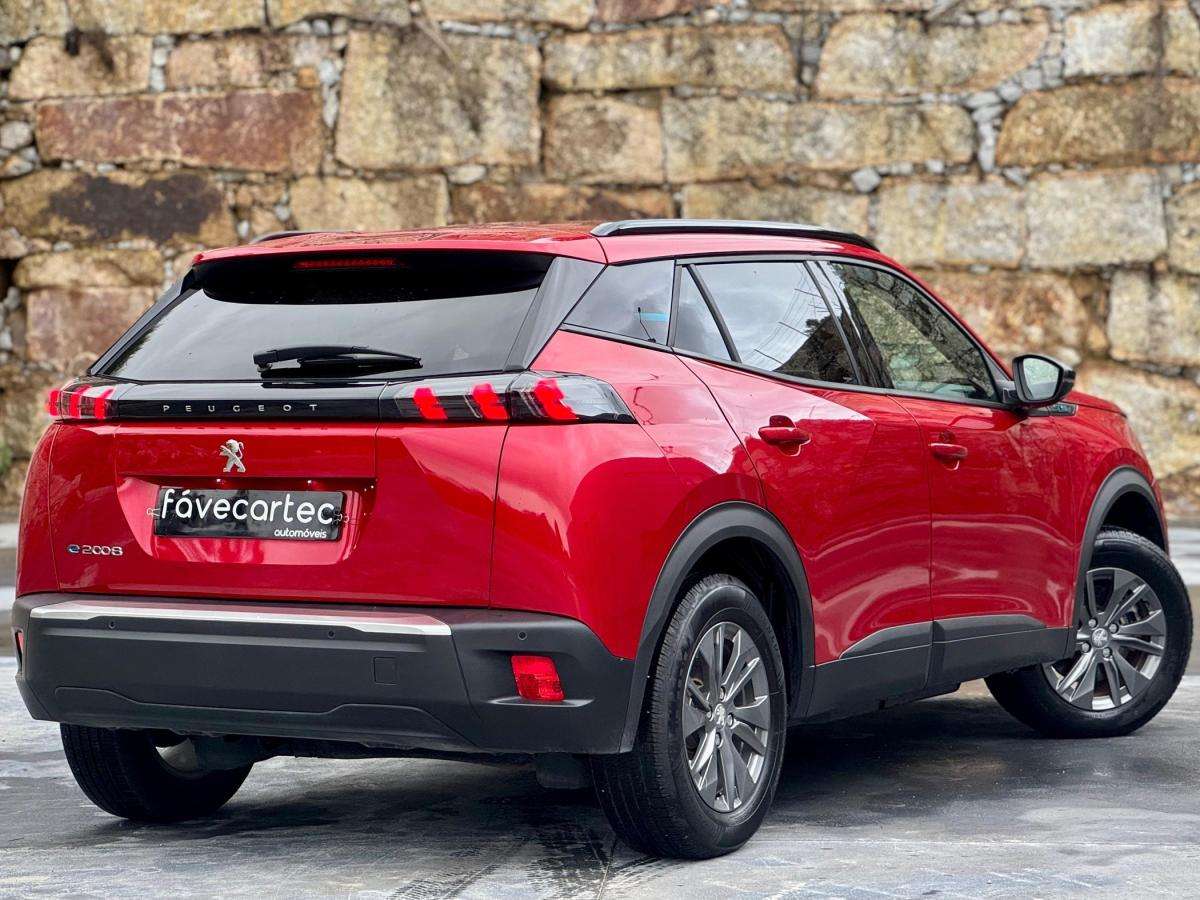 peugeot-2008-2023-eletrico-0cc