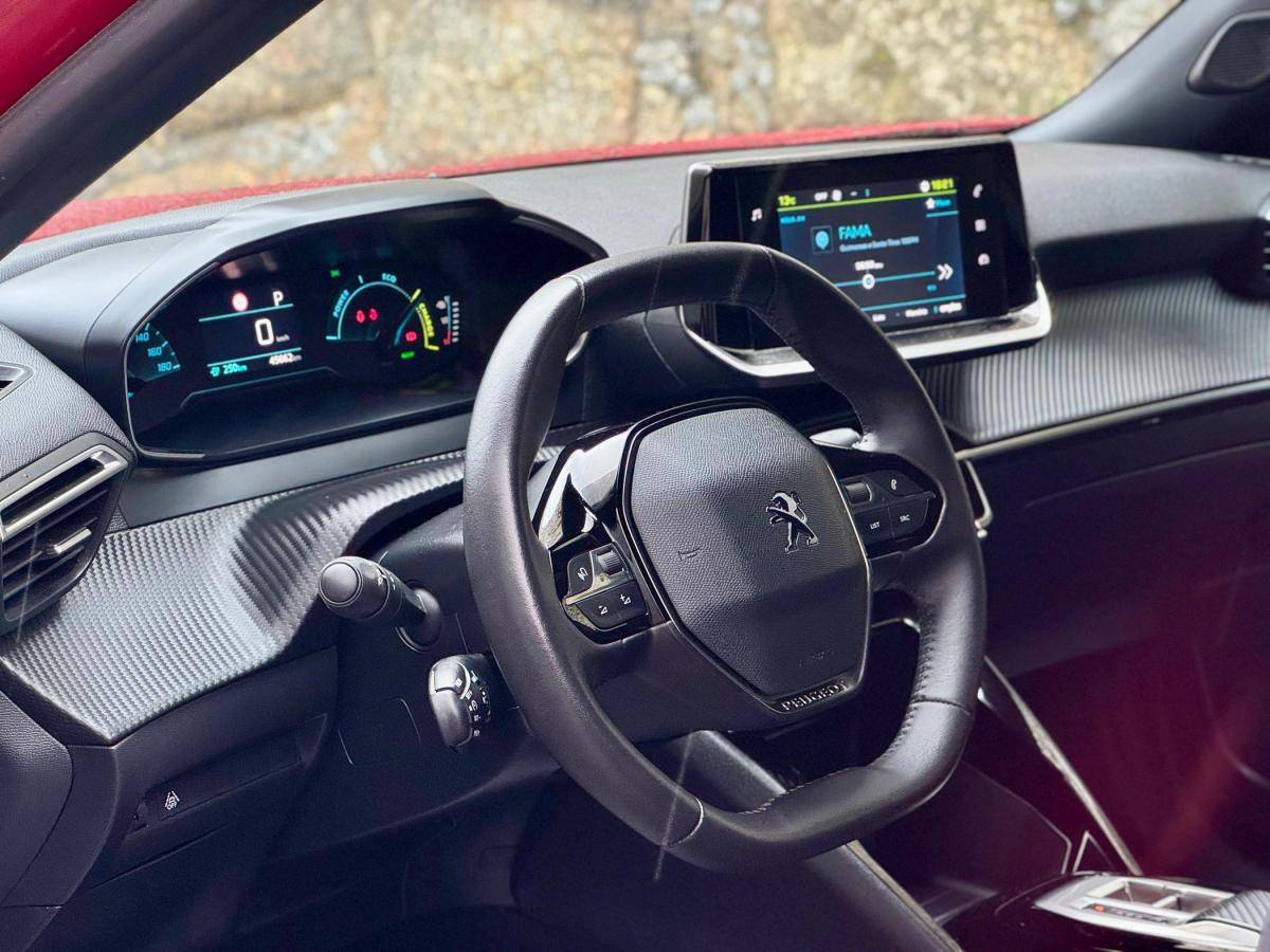 peugeot-2008-2023-eletrico-0cc
