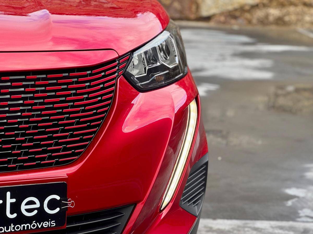 peugeot-2008-2023-eletrico-0cc