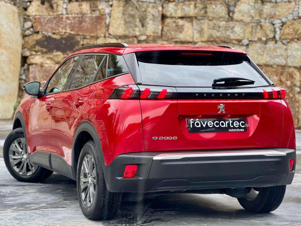 peugeot-2008-2023-eletrico-0cc