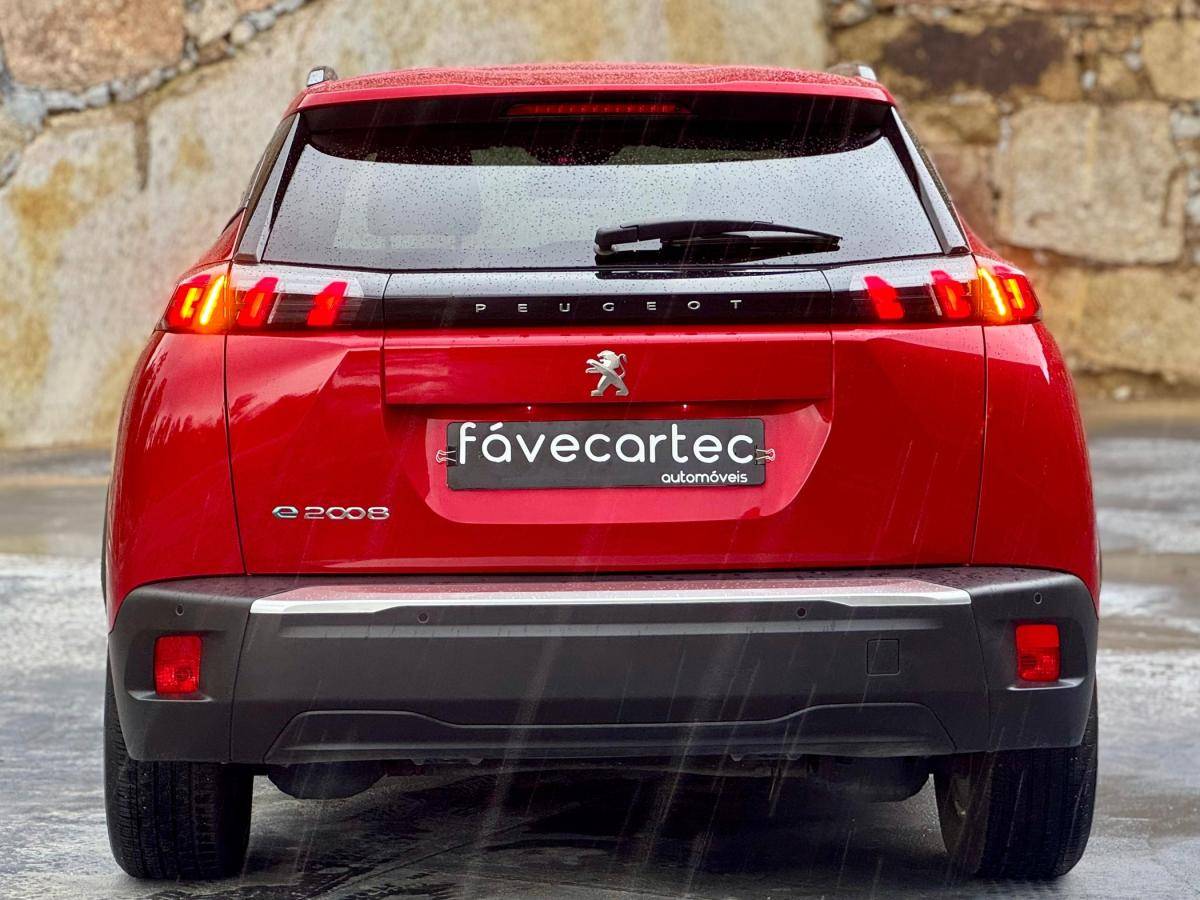 peugeot-2008-2023-eletrico-0cc