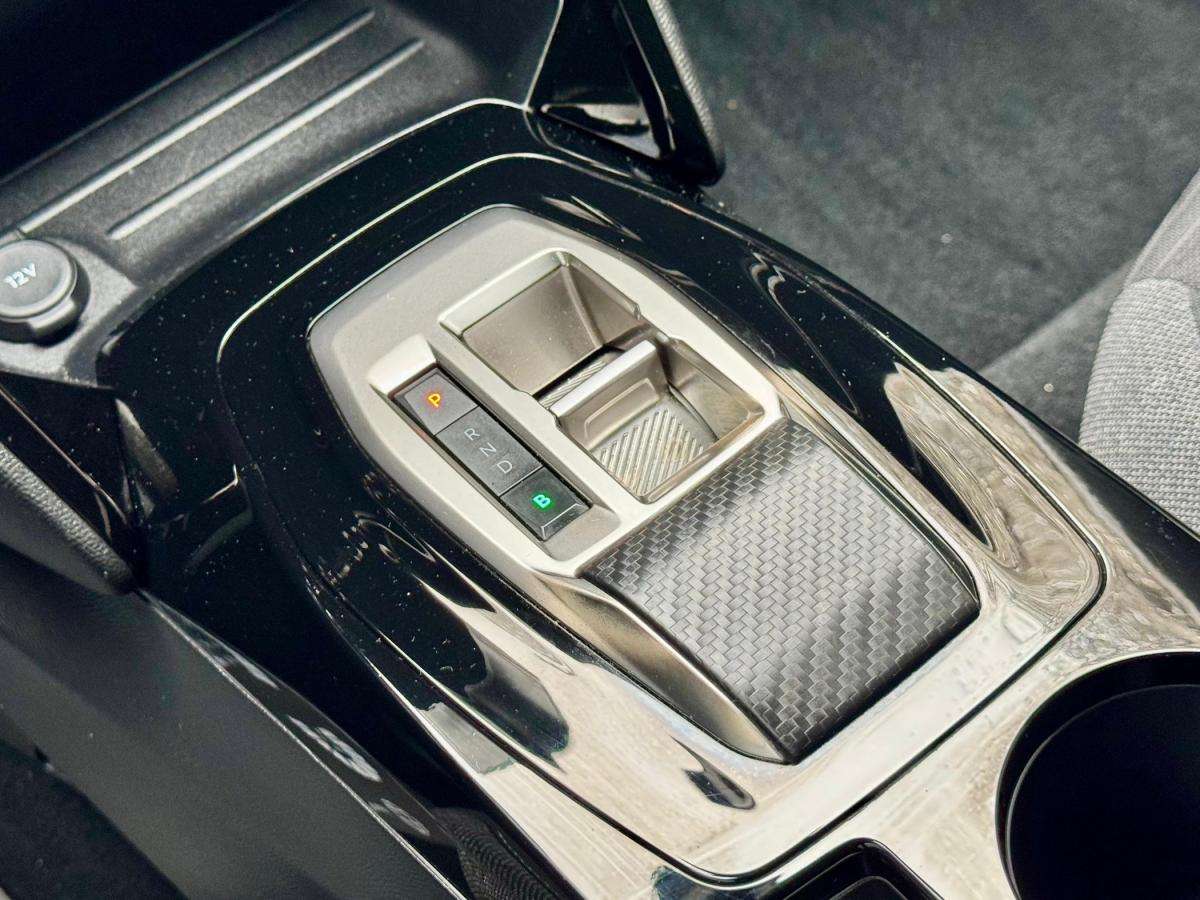 peugeot-2008-2023-eletrico-0cc
