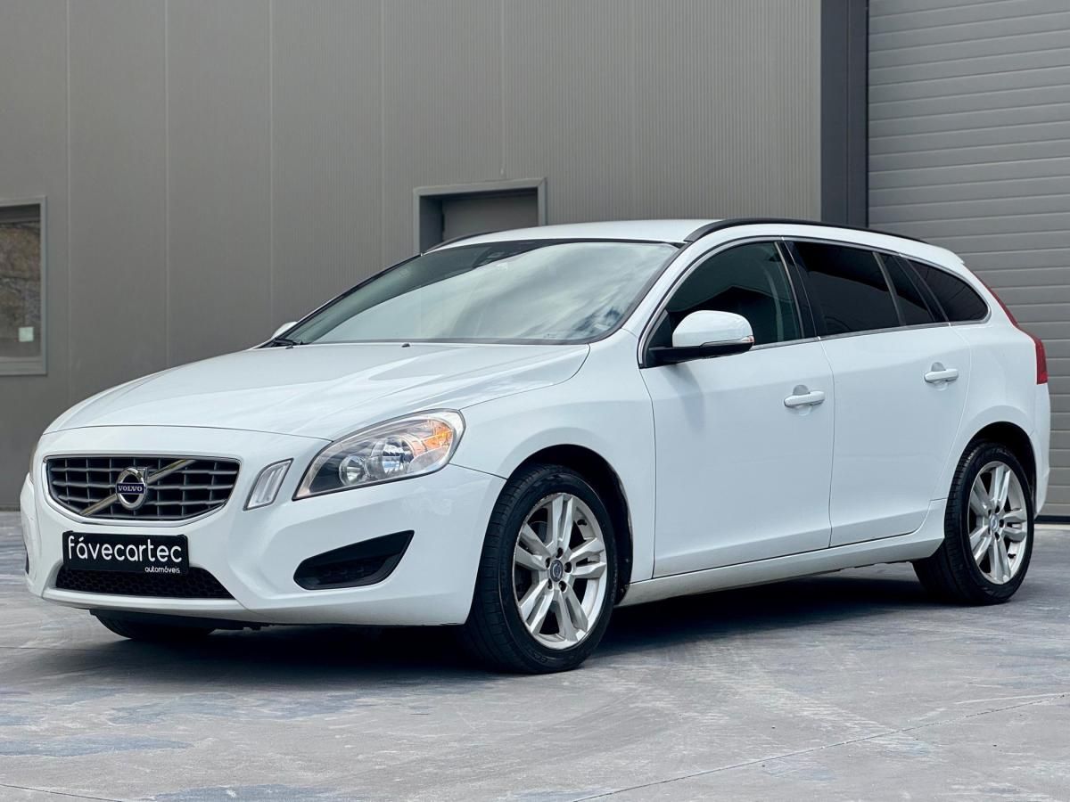 volvo-v60-2012-diesel-1560cc