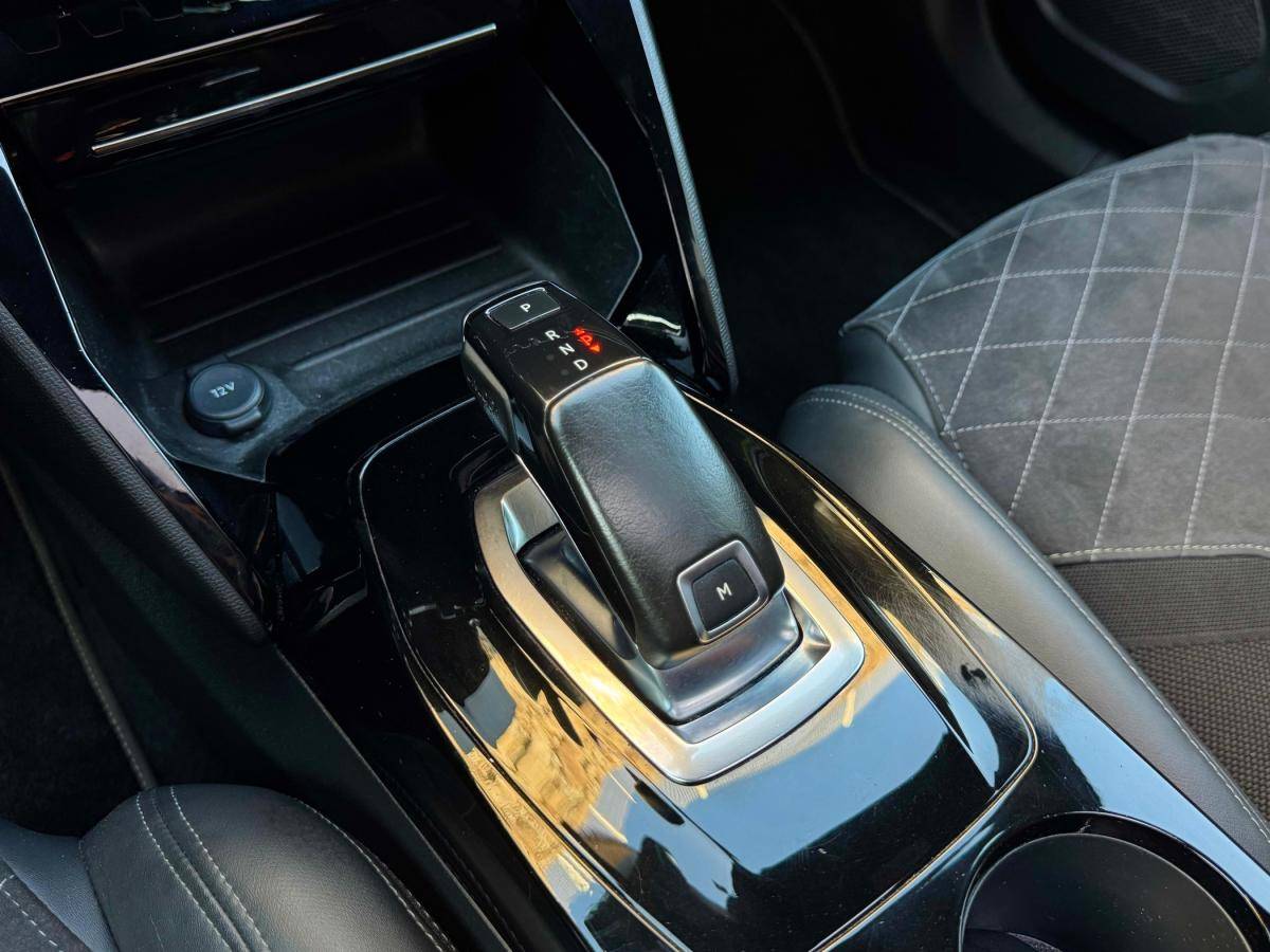 peugeot-2008-2020-gasolina-1199cc