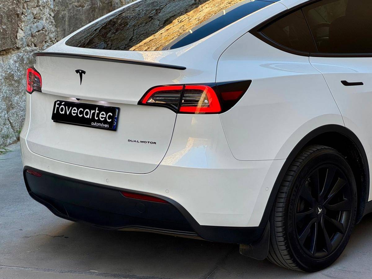 tesla-model-y-2022-eletrico-0cc
