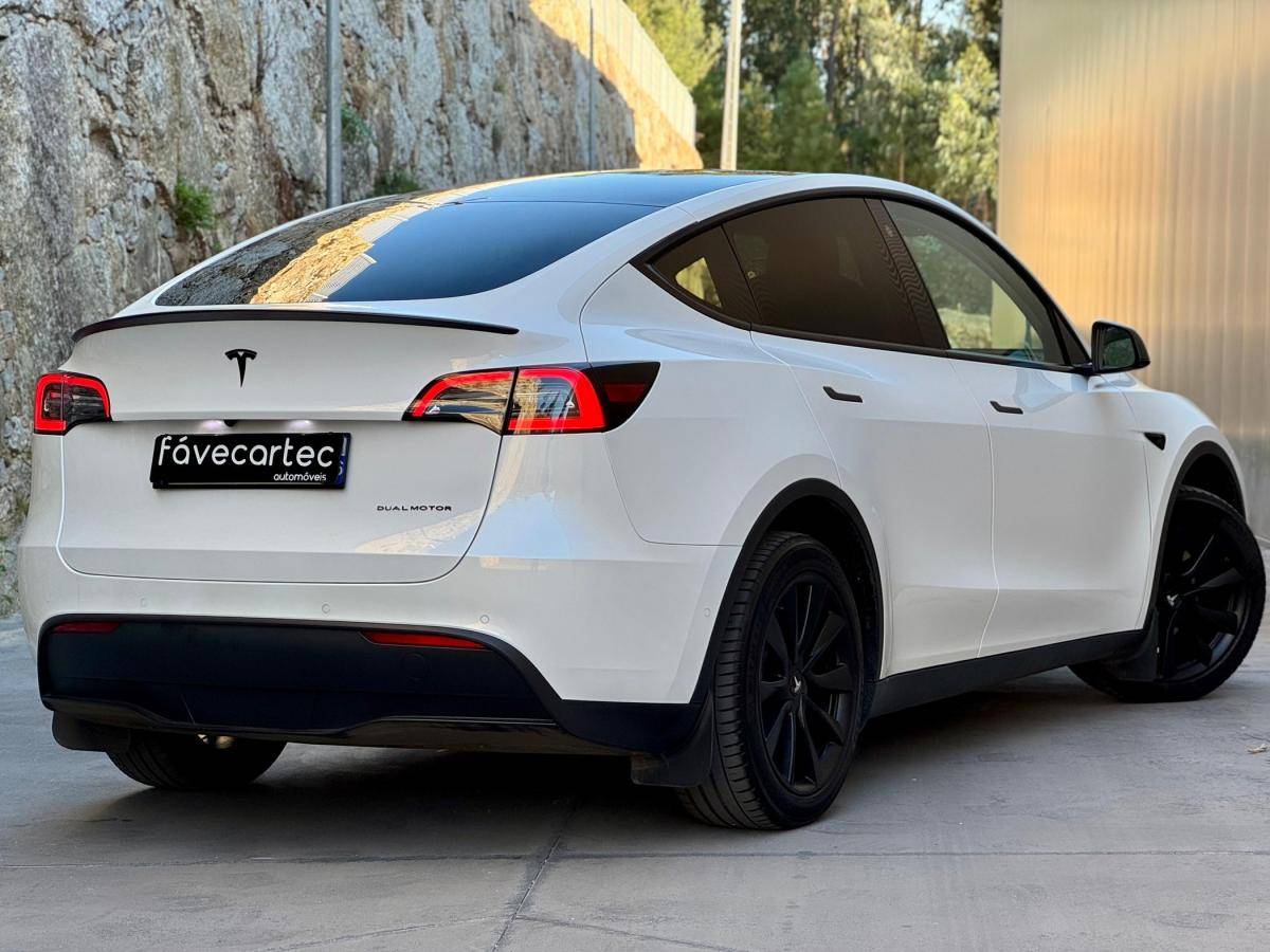 tesla-model-y-2022-eletrico-0cc