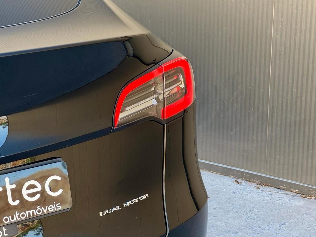 tesla-model-y-2023-eletrico-0cc