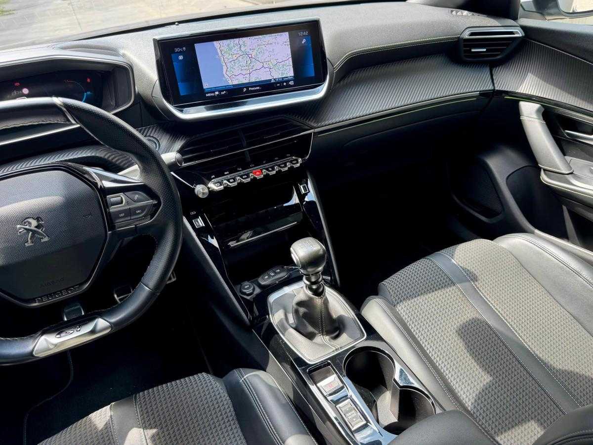 peugeot-2008-2020-gasolina-1199cc