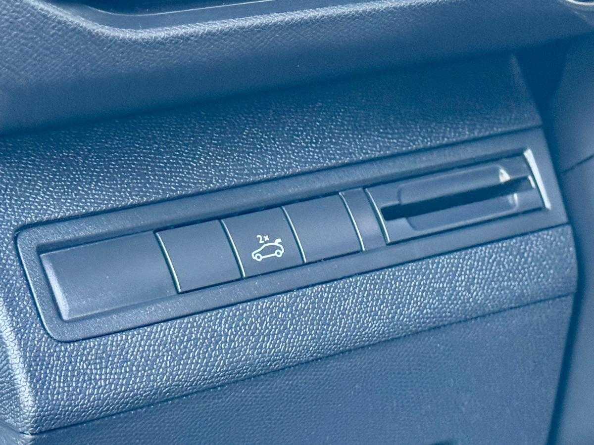 peugeot-3008-2017-gasolina-1199cc